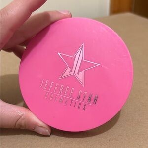 Jeffree Star Cosmetics Skin Frost Highlighting Powder “Ice Cold”